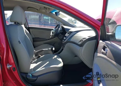 2016 Hyundai Accent Se z USA, uszkodzony, nr VIN KMHCT4AE4GU991174